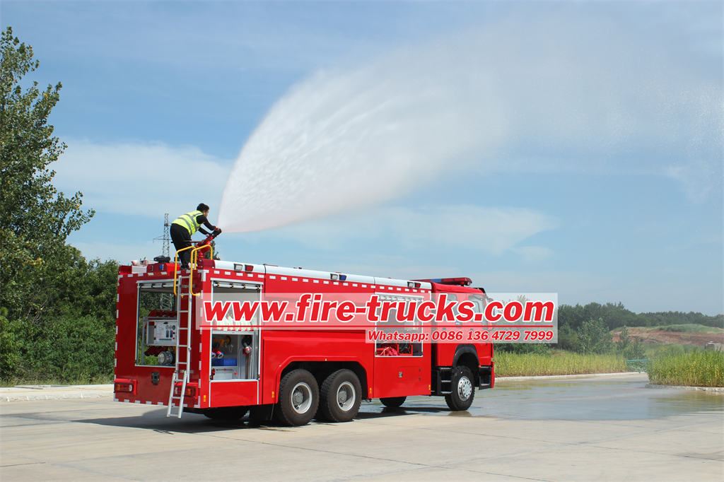 HOWO 6×4 dry powder firefighting truck