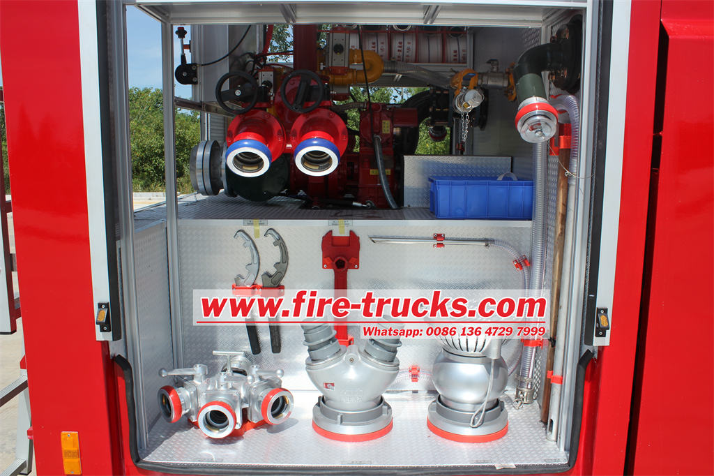 HOWO 12000 liters tanker fire truck