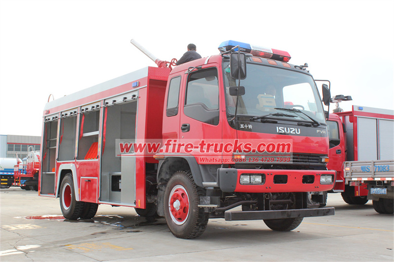 ISUZU FVR 4x4 fire truck