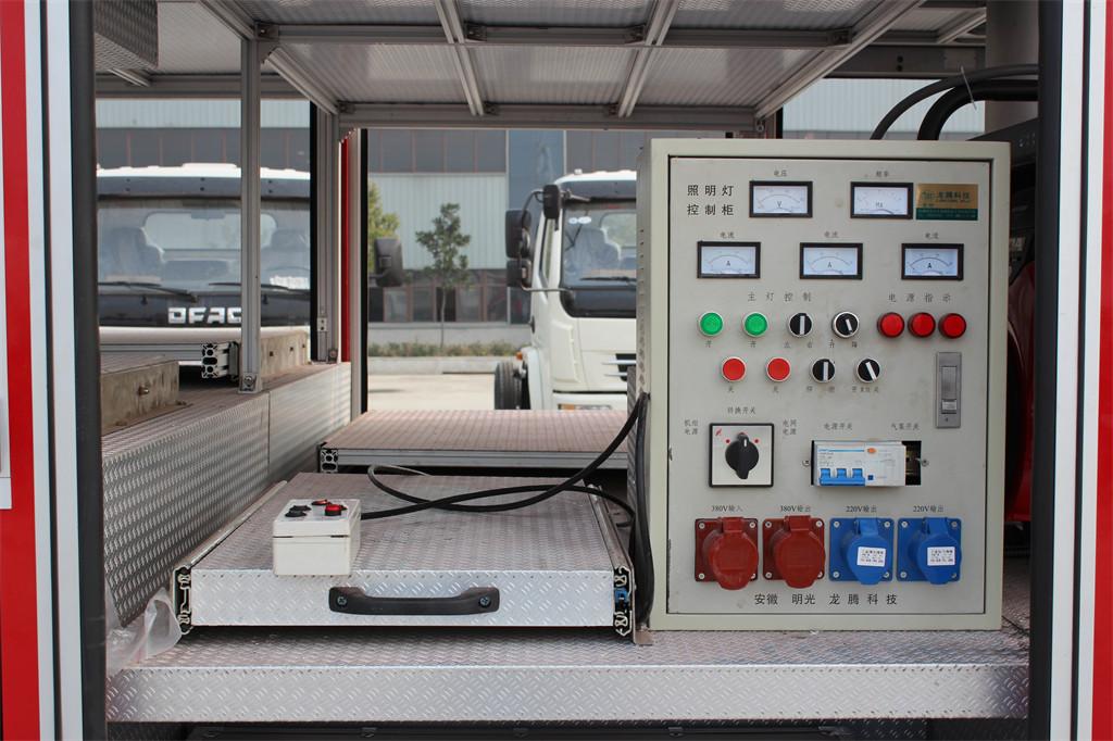 Specialty Fire Vehicles with crane Isuzu