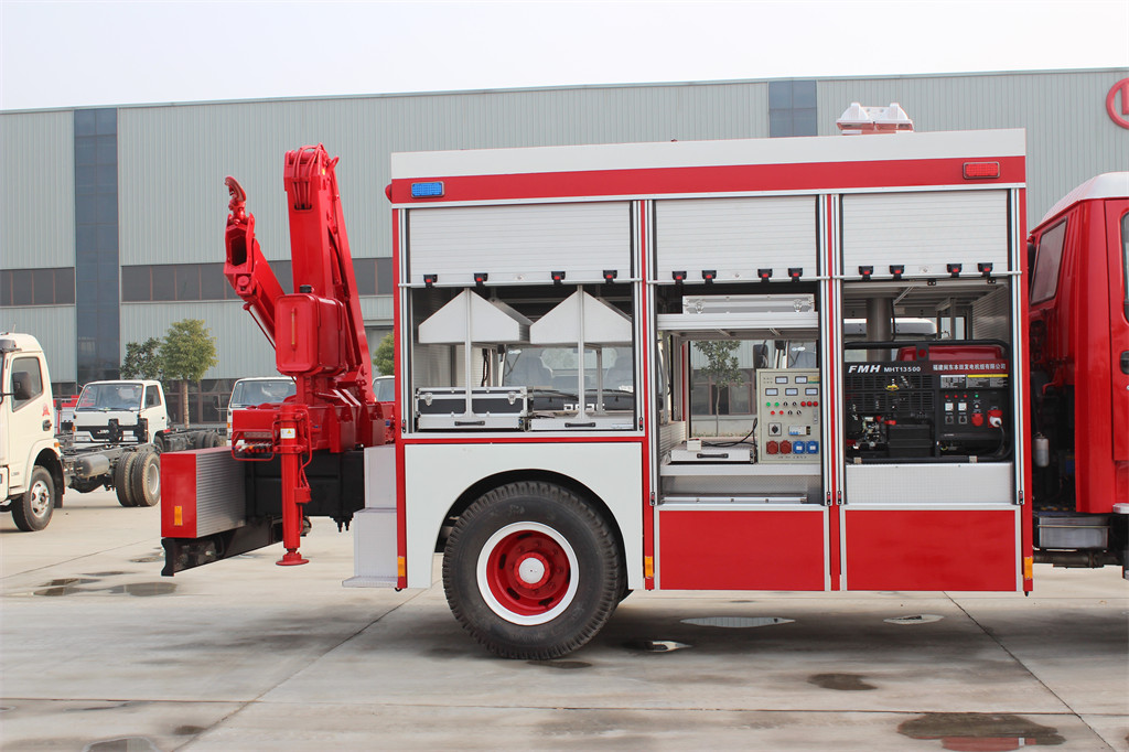 Specialty Fire Vehicles with crane Isuzu