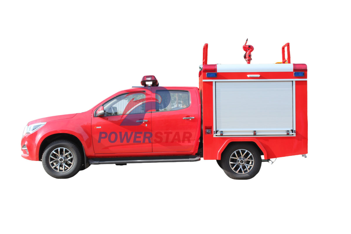 Isuzu off road 4x4 pick up tanker fire truck