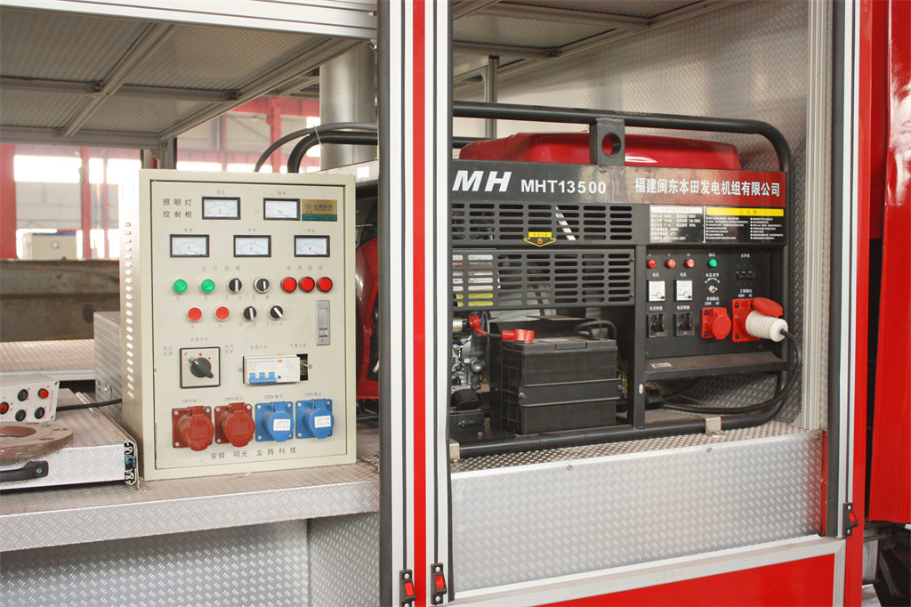 ISUZU GIGA fire rescue truck builders
