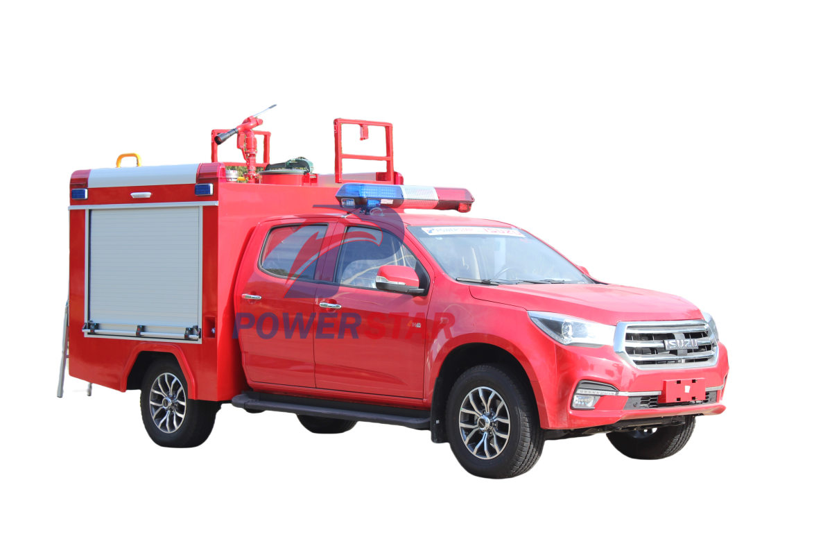 Isuzu off road 4x4 pick up tanker fire truck