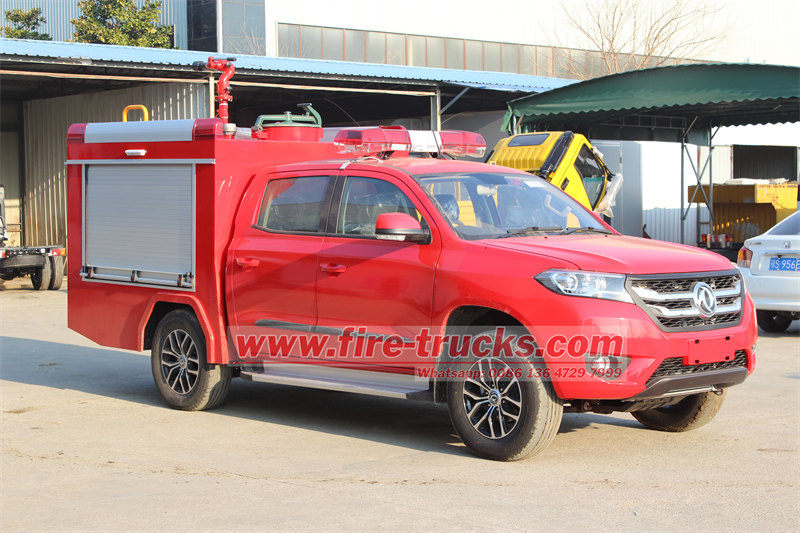 Dongfeng 4WD pickup firefighting truck