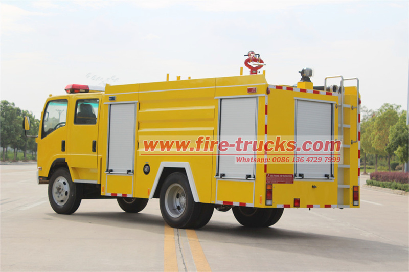 ISUZU NPR light-duty fire truck