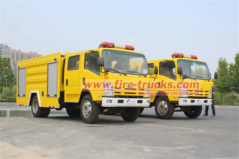 ISUZU NPR light-duty fire truck