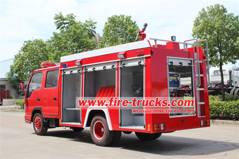ISUZU NKR mini fire fighting truck