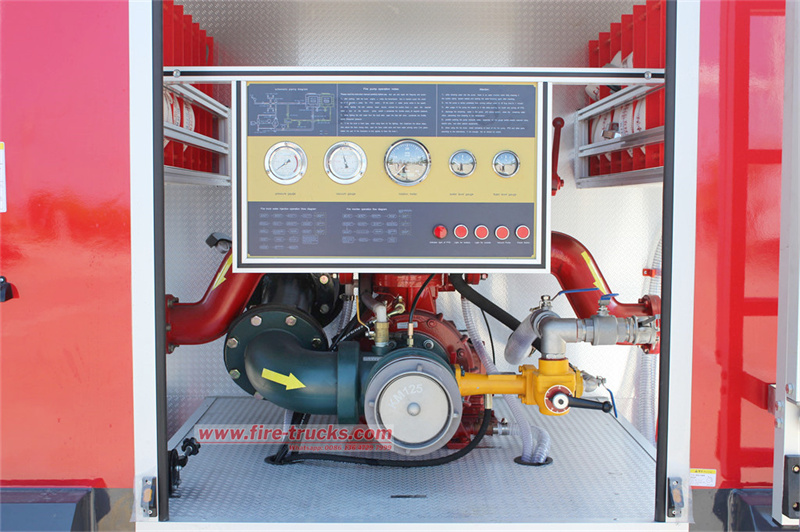 ISUZU KV600 fire fighting truck