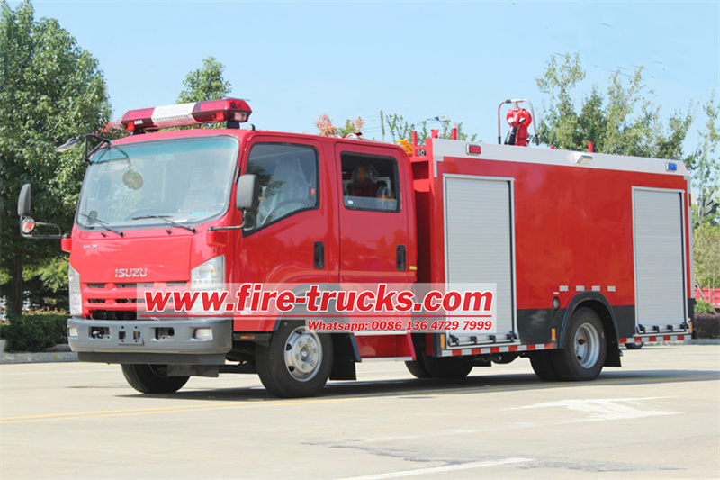 ISUZU mini 160HP fire truck