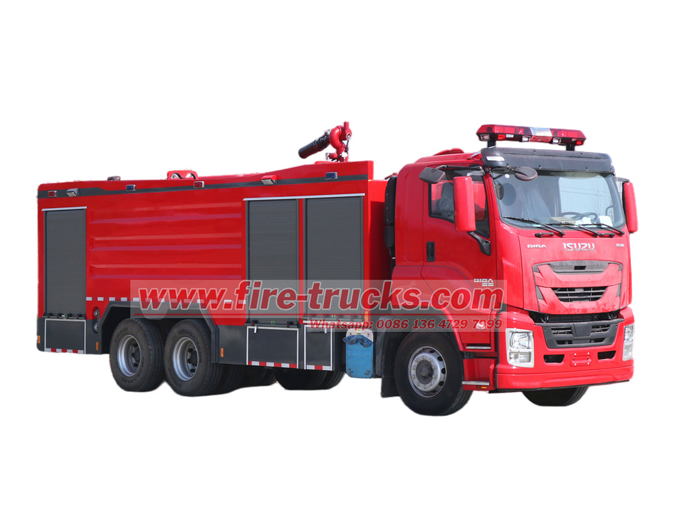 Isuzu GIGA 4000 gallons fire tanker truck