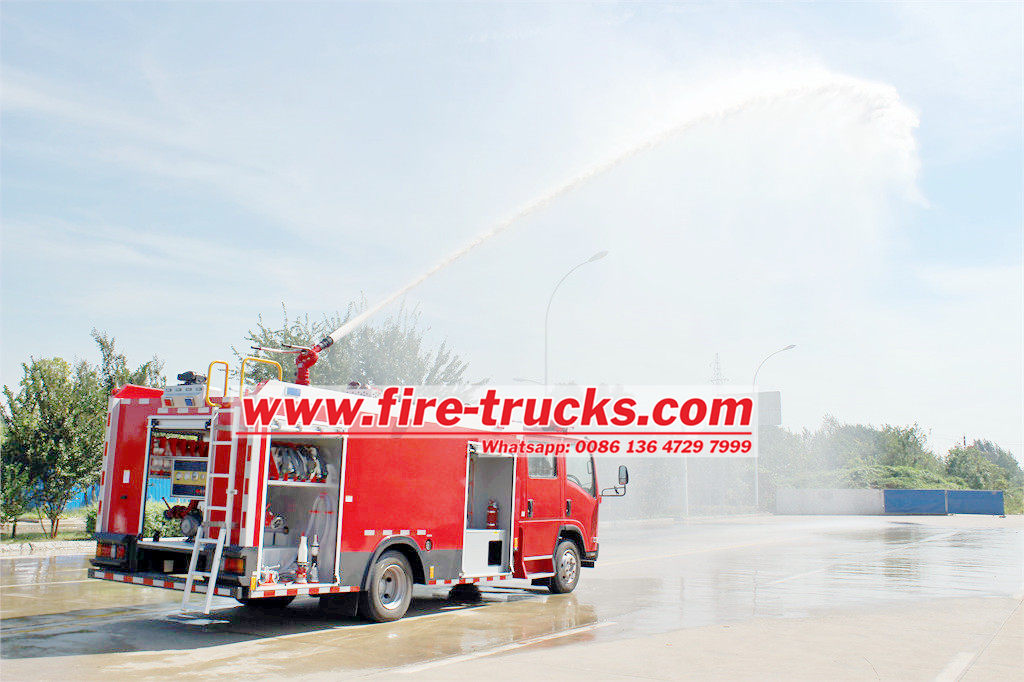 Japan Isuzu brand Emergency rescue fire truck