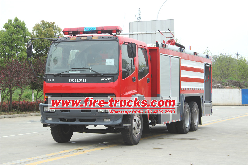 Fire-Fighting Foam Truck Isuzu