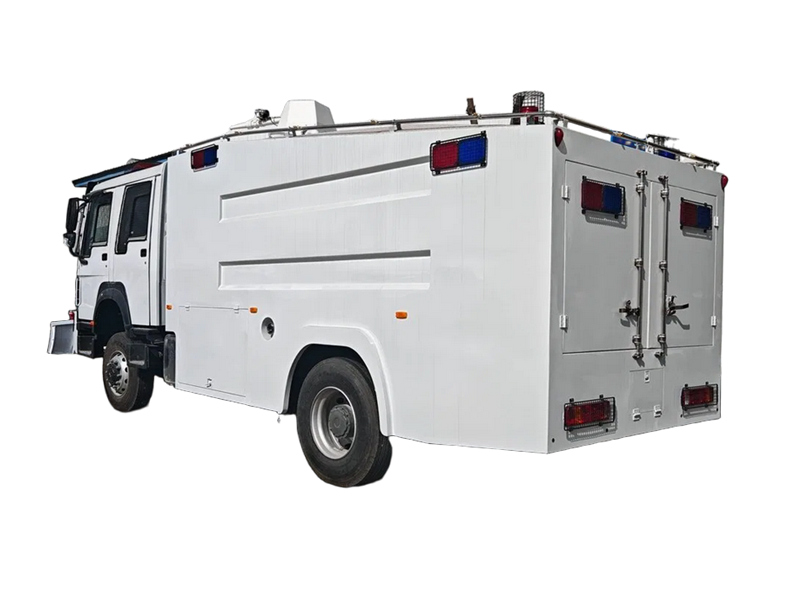 HOWO armored water cannon truck