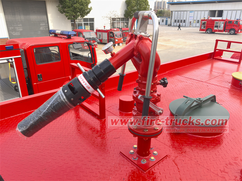 PL8/32 fire monitor
