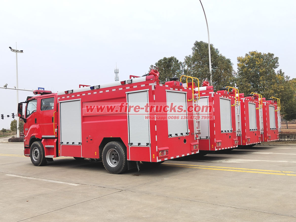 Senegal GIGA Isuzu emergency fire truck
