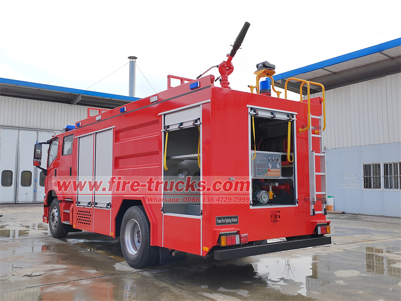 Isuzu FTR 4X cabin fire rescue vehicle