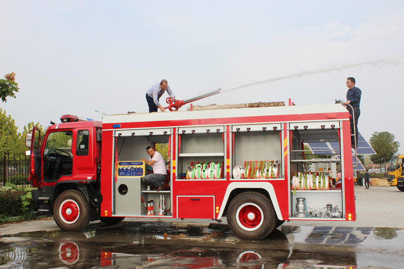 ISUZU FVR foam tender fire truck
