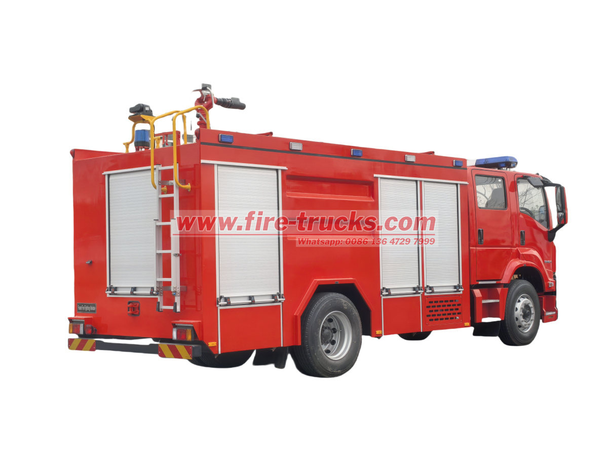 Isuzu 4x Giga Fire pump Fire truck