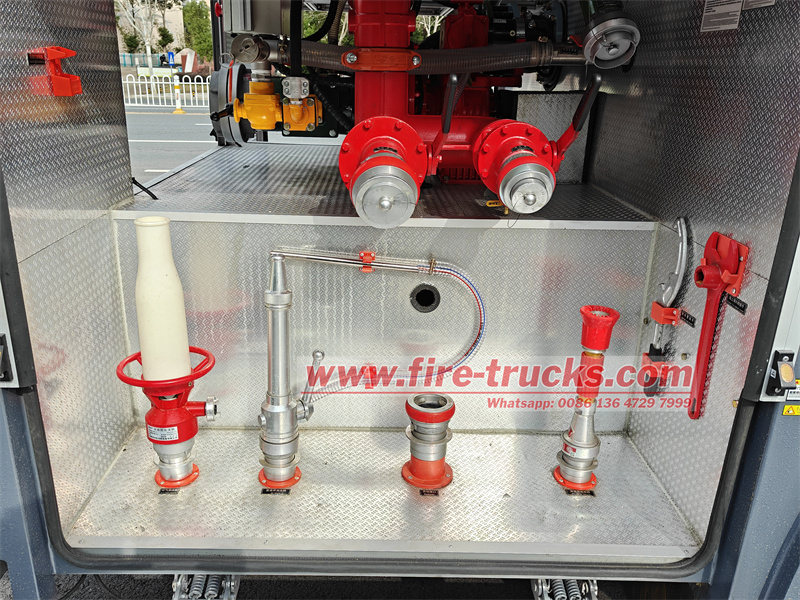 Isuzu FVR 6cbm foam water fire engine