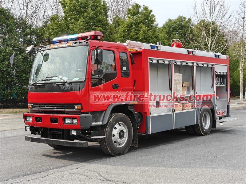 Isuzu FVR foam fire rescue vehicle
