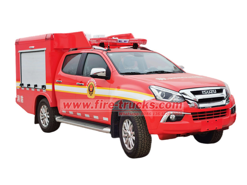 Isuzu off road 4x4 pick up fire command vehicle