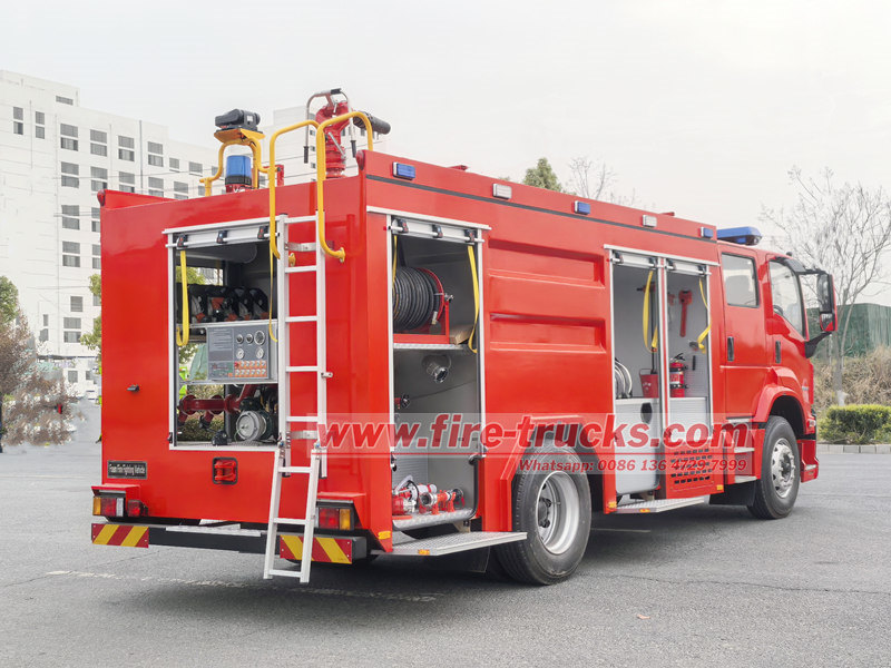 ISUZU FTR water foam fire truck