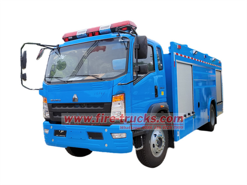 HOWO mini water tender fire truck