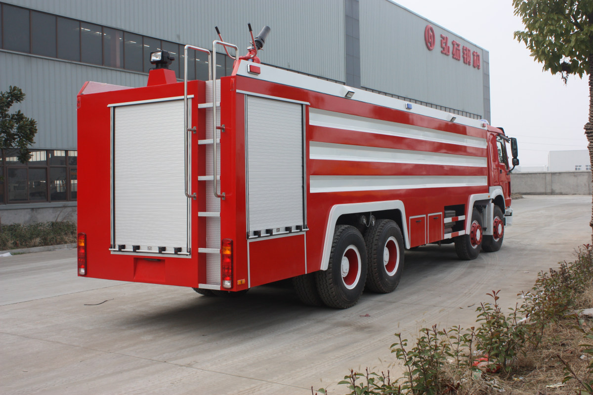 HOWO 25ton CB10/80 water fire truck