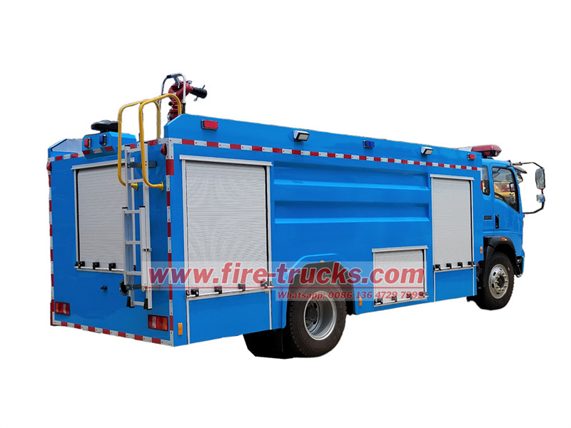 HOWO 2000L fire tender truck