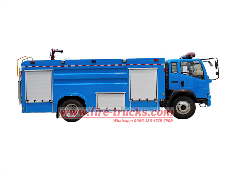 HOWO mini fire fighting truck price
