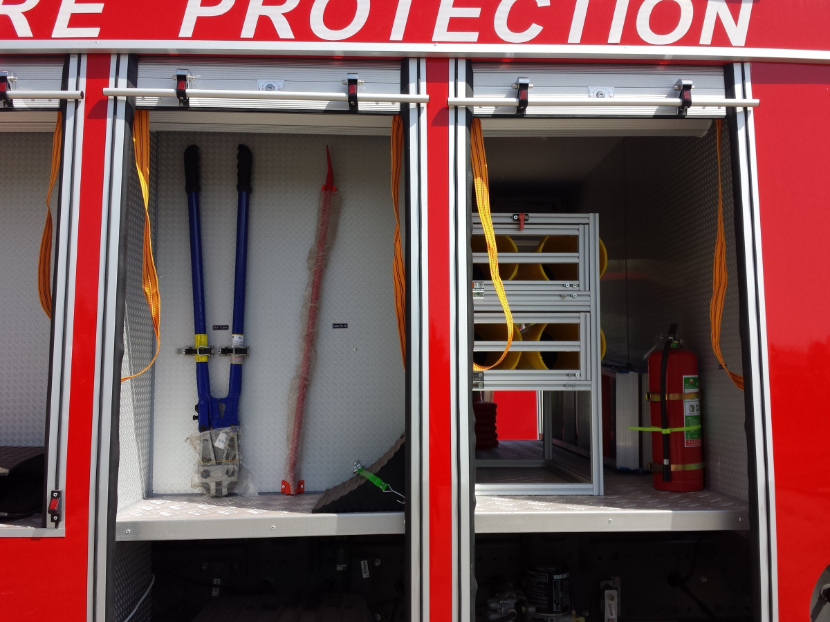 Philippines BFP water delivery fire truck HOWO