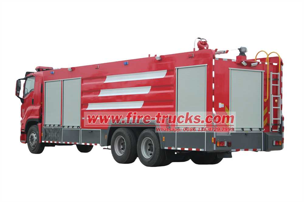 ISUZU 3000 gallons fire tanker
