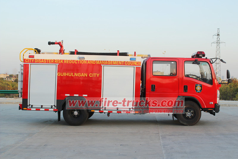 ISUZU medium duty fire tanker truck