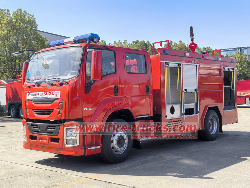 ISUZU FTR tanker fire fighting truck