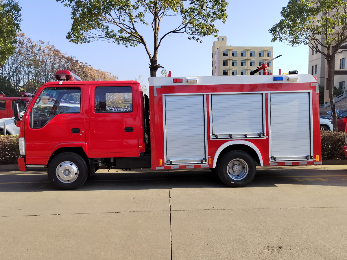 Isuzu small water fire trucks