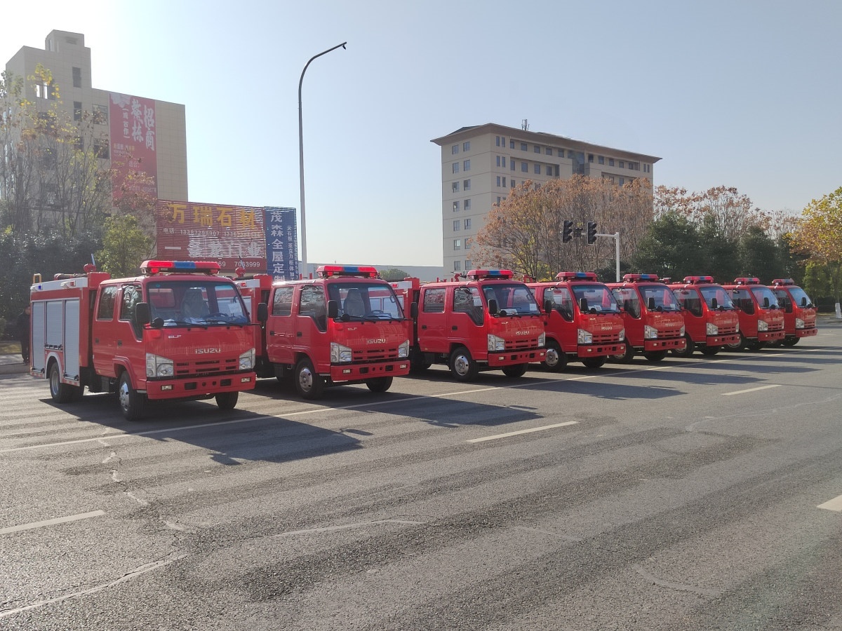 China factory Mini Fire Truck Tender Isuzu