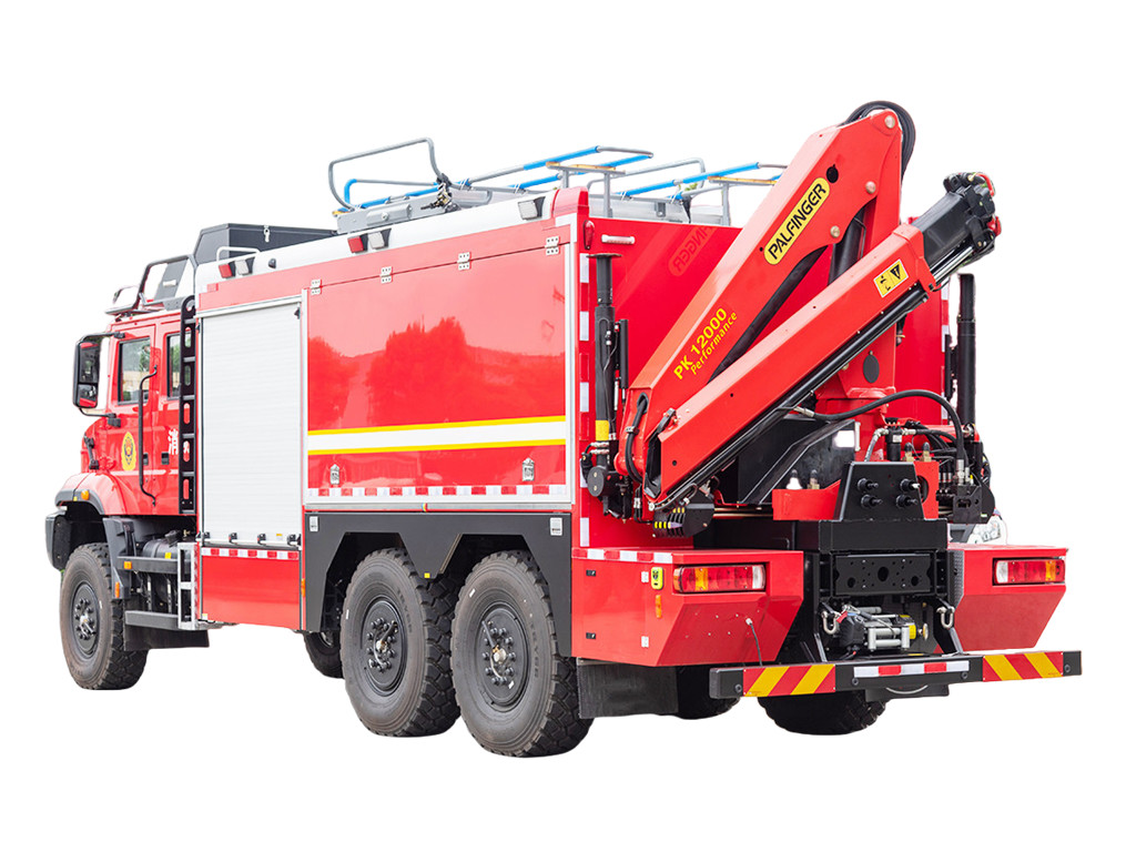 FAW 6x6 wildland fire truck
