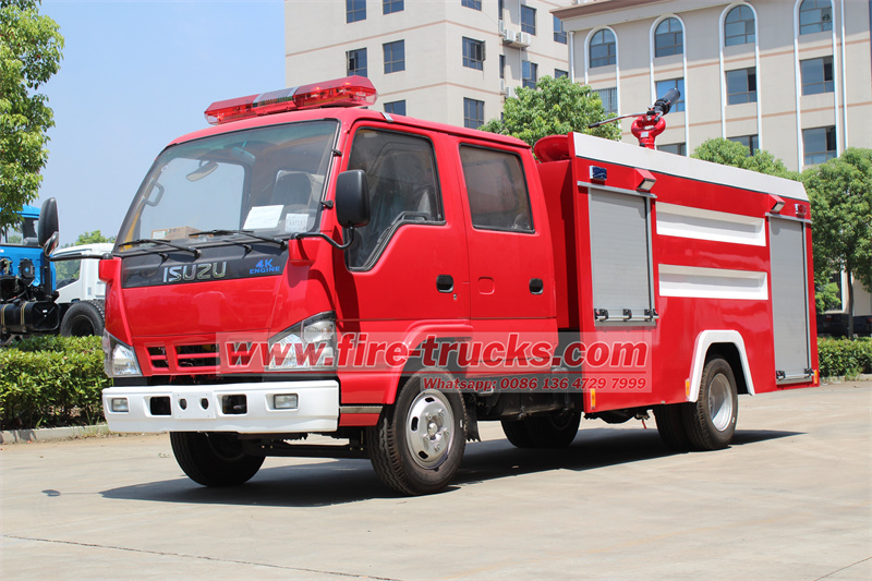 ISUZU NKR light fire tender truck