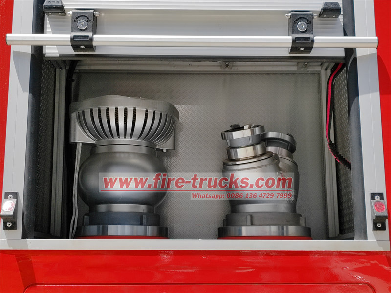 HOWO 4×4 fire tender truck