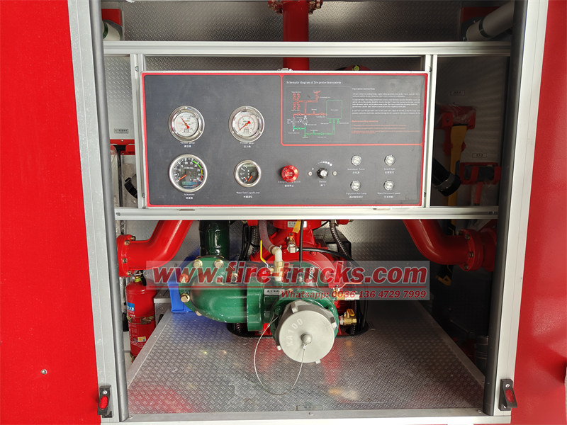 ISUZU mini pumper tanker fire truck