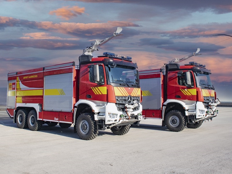 benz airport fire rescue truck