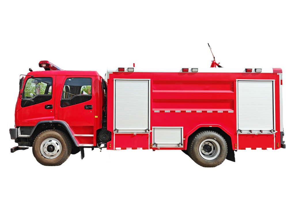 Isuzu FVR 240HP tanker fire apparatus