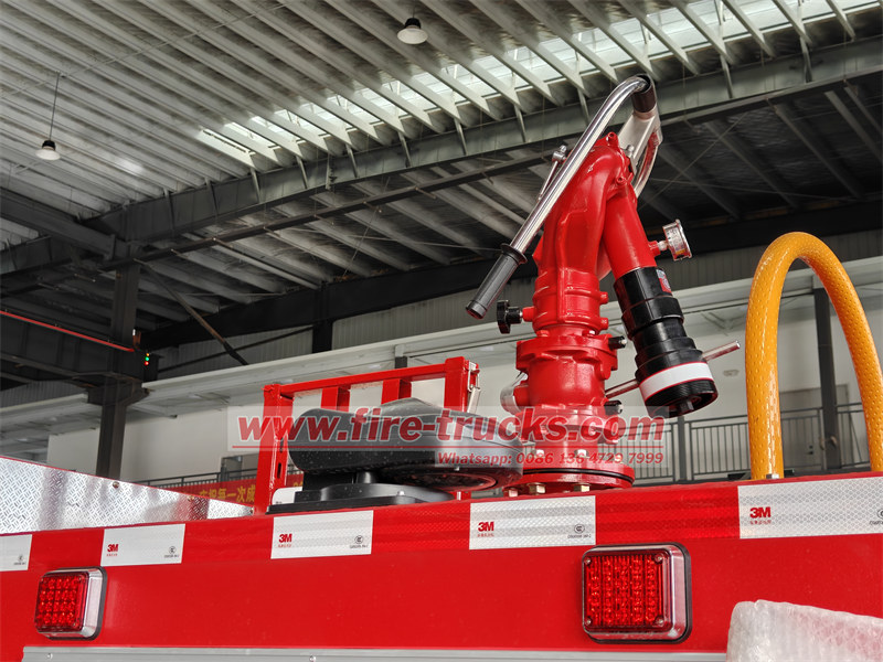 ISUZU mini fire fighting truck price