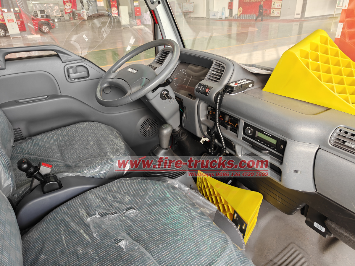 Philippines 2units 1500L mini fire engine Isuzu