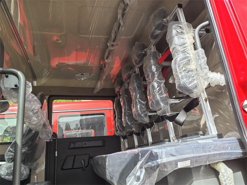 HOWO tender fire truck for sale