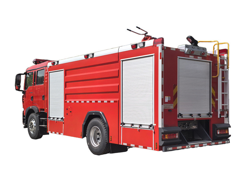 HOWO 6 wheeler heavy fire engine truck