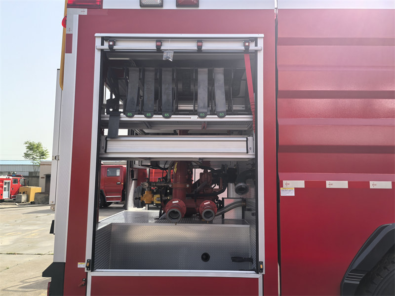 HOWO heavy  duty fire engine