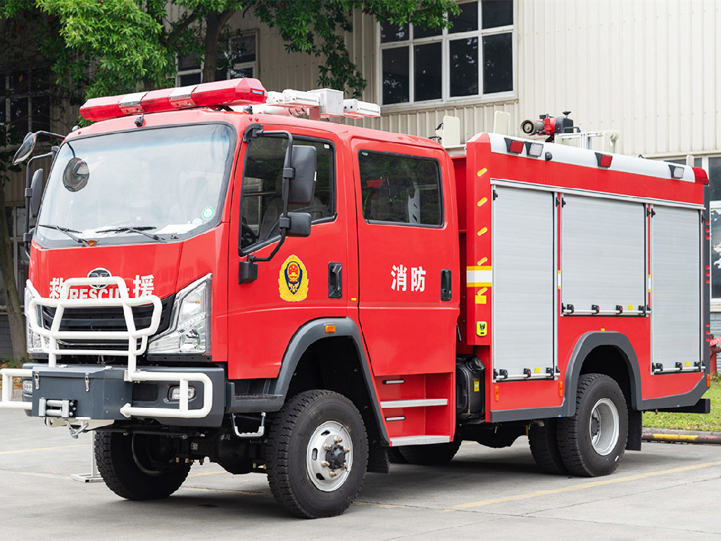 HOWO all terrain 4x4 wildland fire truck