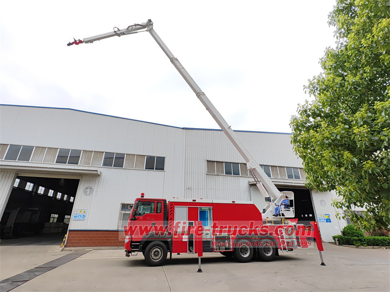 HOWO Elevated Water Tower Fire Truck